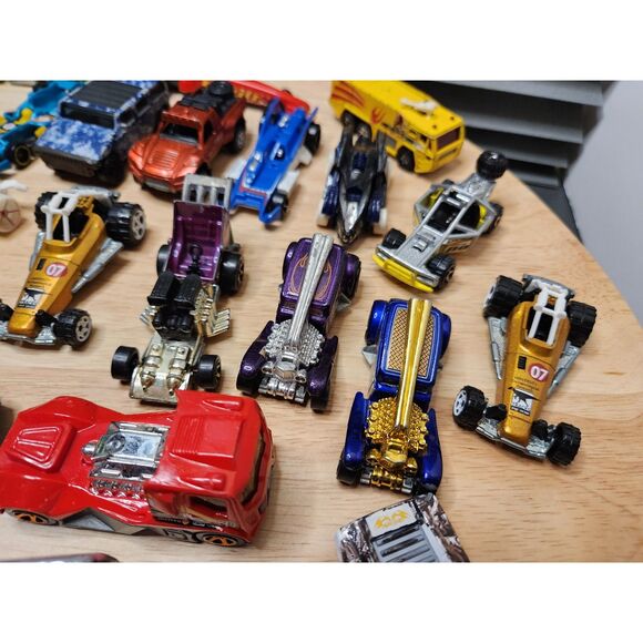 Little Boys Toy Car Lot – Mixed Brands, Small Scale Vehicles - Picture 4 of 10